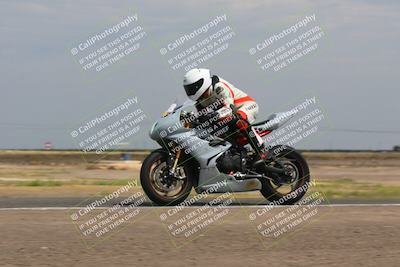media/Sep-10-2023-Pacific Track Time (Sun) [[44210541ad]]/Group A/12pm (Wheelie Bump)/